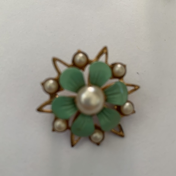 Floral Pin Lot (2) - Picture 4 of 6